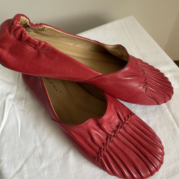 Chocolate Blu Cam II Pleated Flat Size 6.5 RED Leather Slip On Ballet Cam2 Flats - Picture 14 of 14